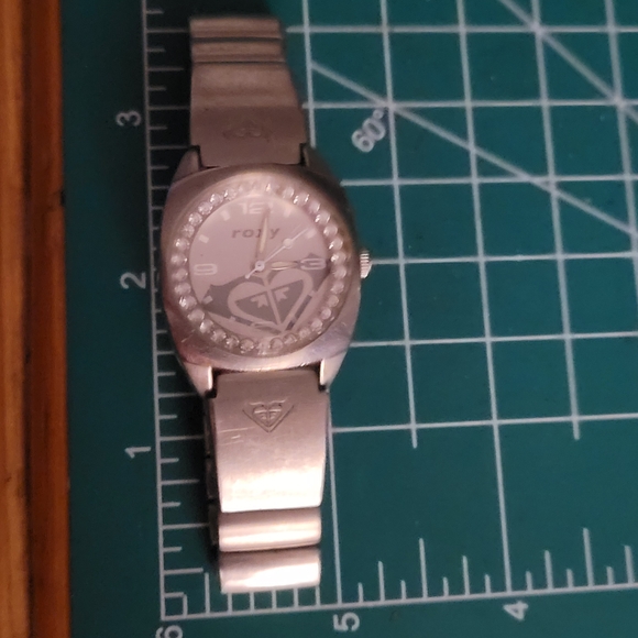 Vintage Roxy Watch - Picture 3 of 7